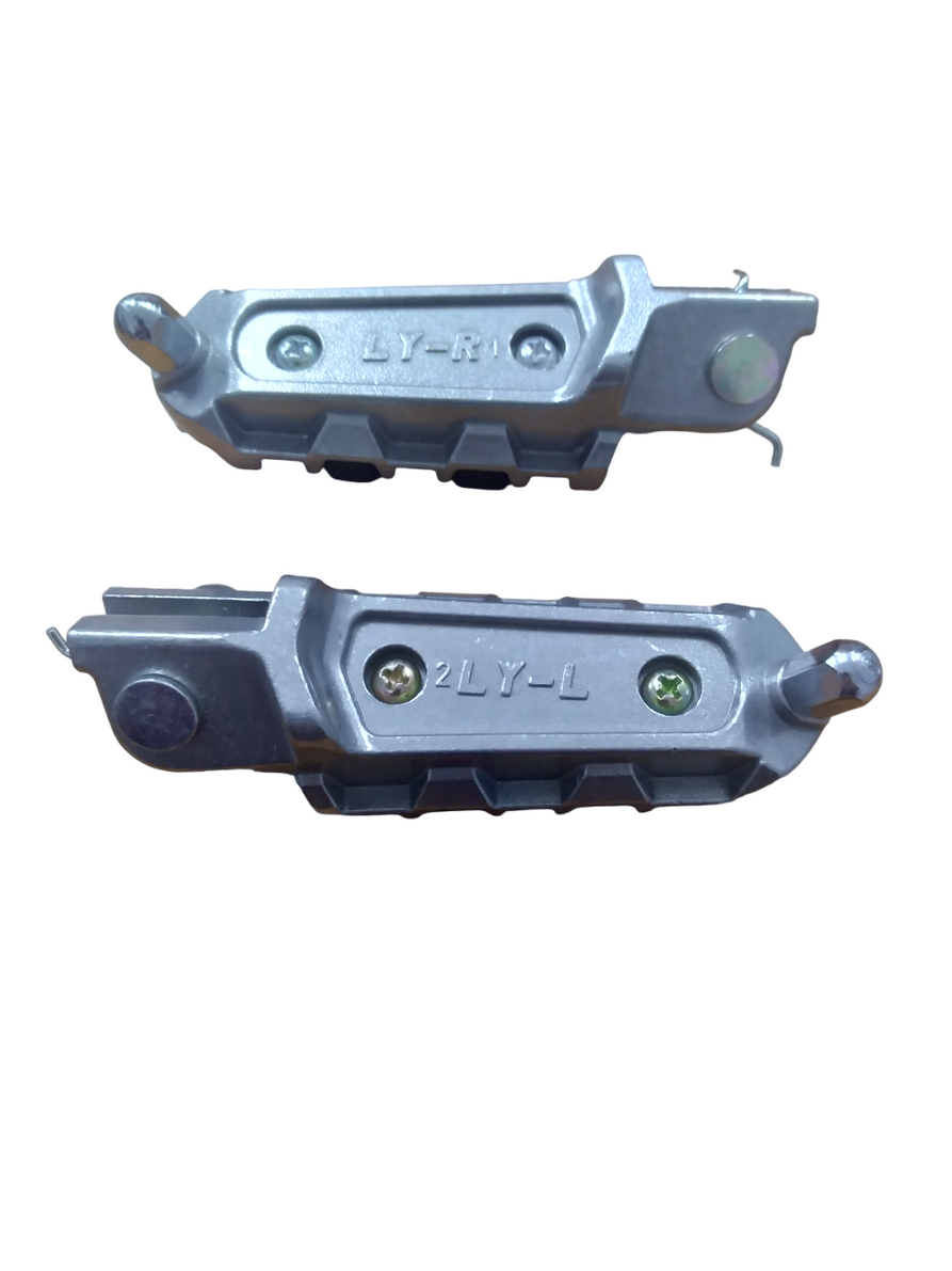 Footpegs for EM4 (set)