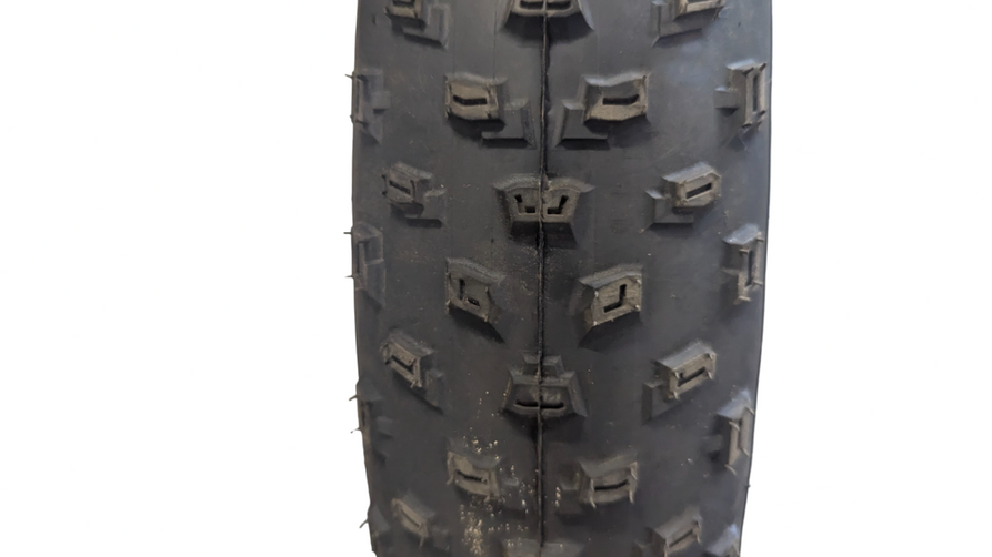 Front Tire Assembly 20 x 4.0 (Brake disc not included)