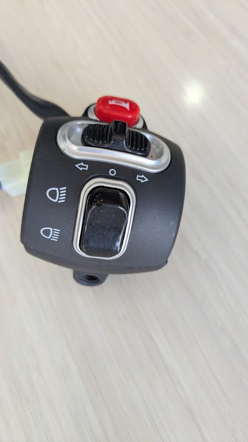 Left Handlebar Combination Switch Assembly – Hi/Lo Beam, Turn Signal & Horn for BBX Pro / Boomerbuggy X Pro / FreedomCab / Freemdom Cab Enclosed Mobility Scooter