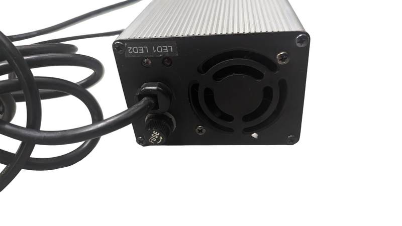 Intelligent Fast Charger 48V 6A LAB - PC Plug