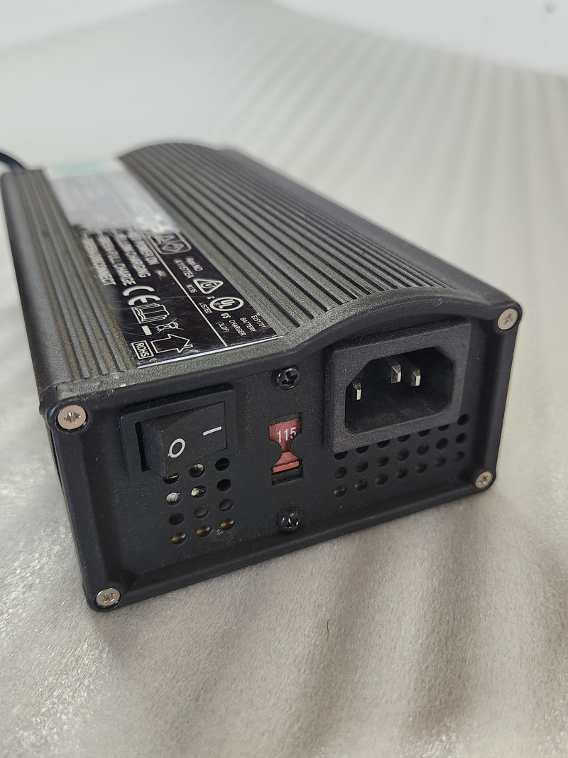 Charger 24V 2.0A Lithium - PC Plug