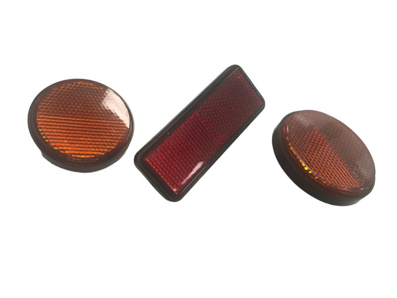 Wheel mounted reflector for bicycle