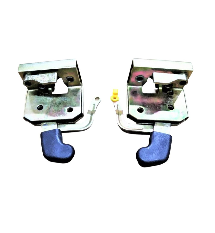 Door lock handles for BB6