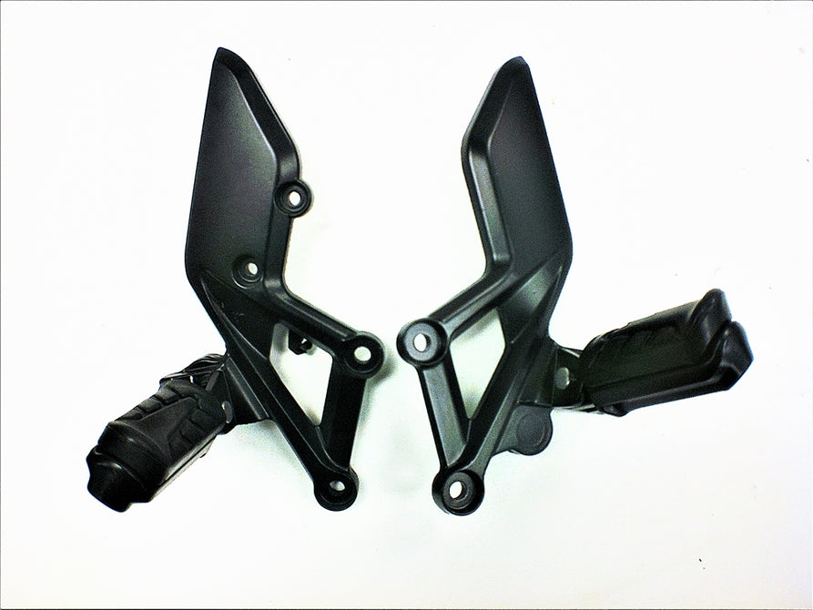 Footpegs (set) for EM2/EM3 Driver