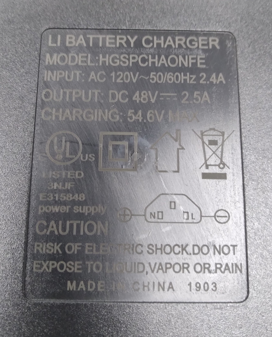 Charger 48v-2.5Ah Lithium PC Plug