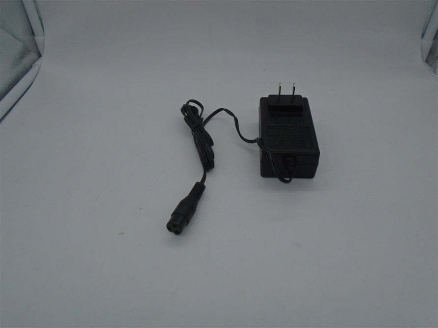 Charger 12V 1.0A LAB - 3-pin cannon plug