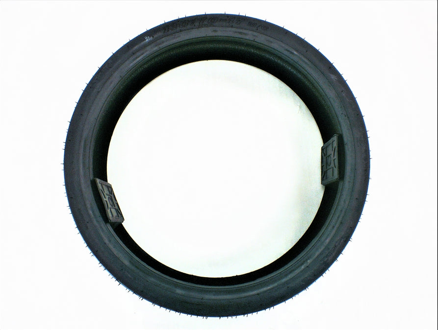 Tire 110/70-17 for EM2 (front)