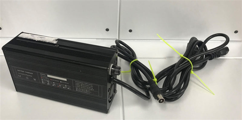 Charger 24V-5.0Ah Lithium RCA Plug