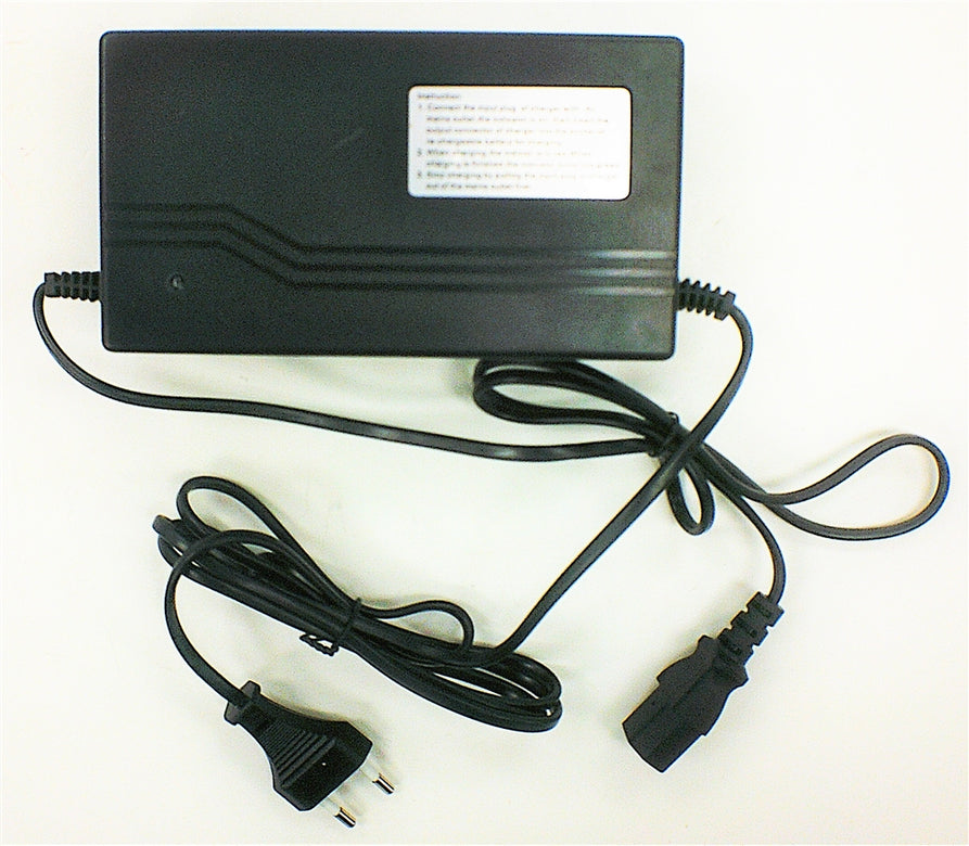 Charger 60V 2.5A Lithium - PC plug international